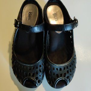 Vintage style Bass shoes